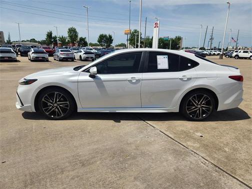 2025 Toyota Camry XSE