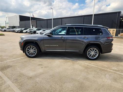 2023 Jeep Grand Cherokee L Summit