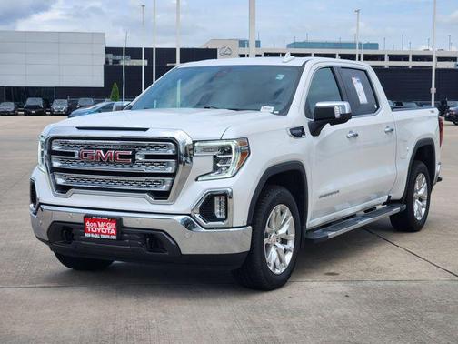 White Frost Tricoat 2022 GMC Sierra 1500 SLT