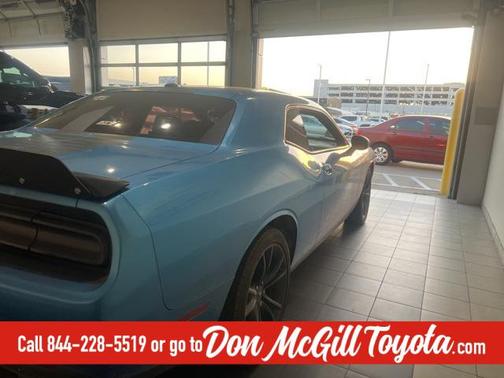 2018 Dodge Challenger SXT