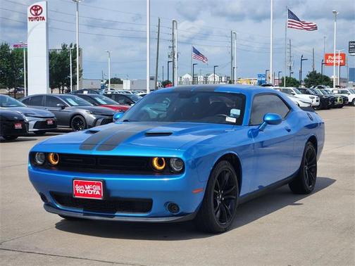 2018 Dodge Challenger SXT