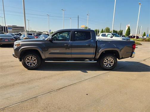 2018 Toyota Tacoma SR5