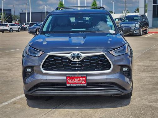 2024 Toyota Highlander LE