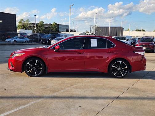 2020 Toyota Camry XSE