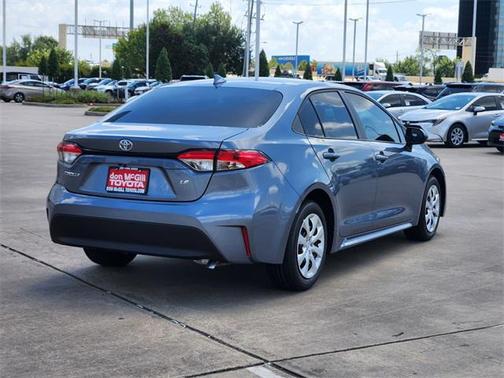 2025 Toyota Corolla LE