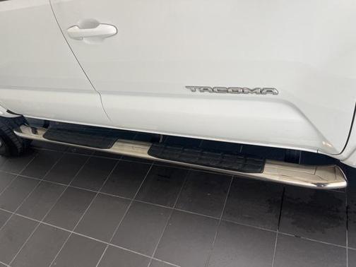 2018 Toyota Tacoma SR5