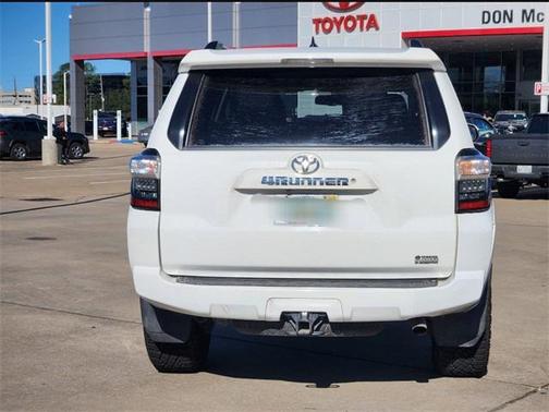 2021 Toyota 4Runner SR5