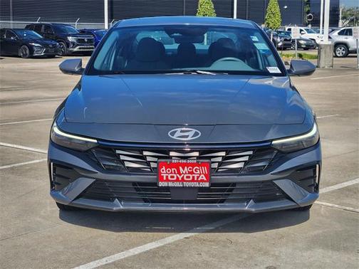 2025 Hyundai ELANTRA SEL