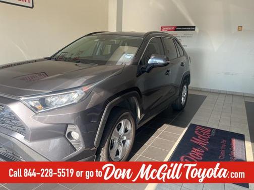 2020 Toyota RAV4 XLE