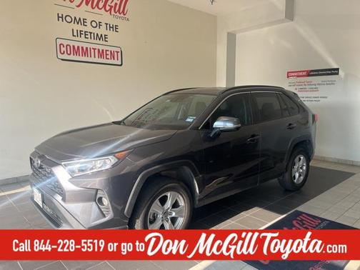 2020 Toyota RAV4 XLE