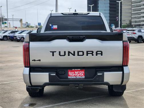 2023 Toyota Tundra Platinum