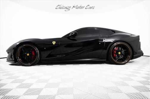 2018 Ferrari 812 Superfast Base