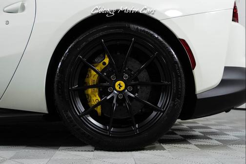 2018 Ferrari 812 Superfast Base