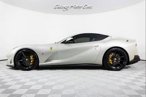2018 Ferrari 812 Superfast Base