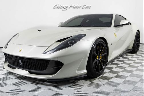 2018 Ferrari 812 Superfast Base