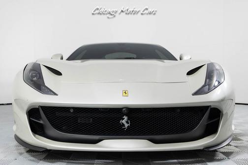 2018 Ferrari 812 Superfast Base