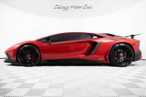 2016 Lamborghini Aventador LP750-4 Superveloce