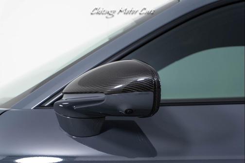 2025 Porsche 911 Carrera 4 GTS