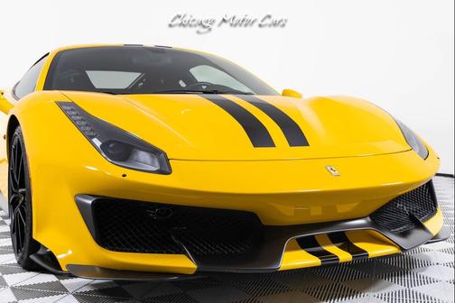 Giallo Modena 2019 Ferrari 488 Pista Base