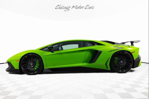 2016 Lamborghini Aventador LP750-4 Superveloce