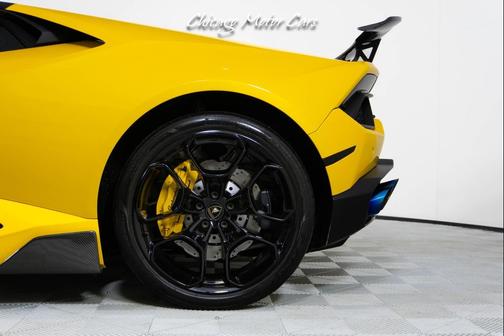 2017 Lamborghini Huracan LP580-2