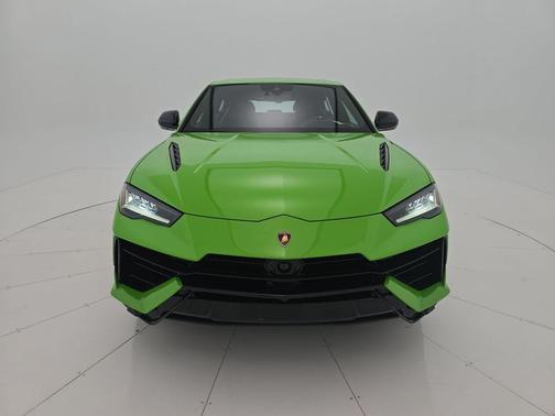 2023 Lamborghini Urus S