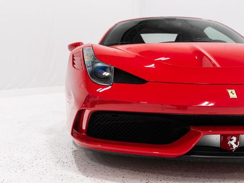 2015 Ferrari 458 Speciale Base