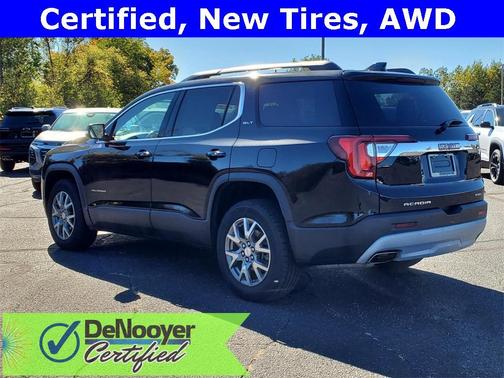 2021 GMC Acadia SLT