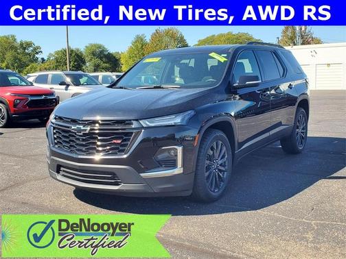 2023 Chevrolet Traverse RS