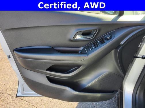 2022 Chevrolet Trax LS
