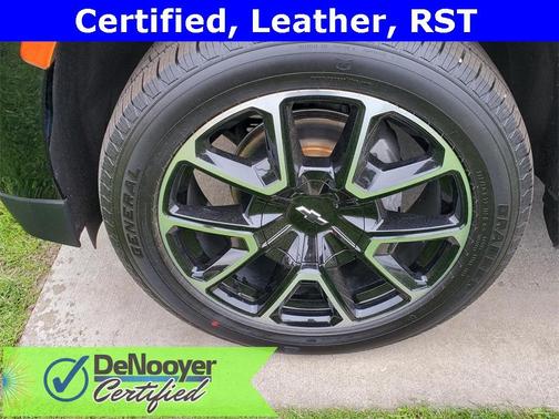 2021 Chevrolet Tahoe RST