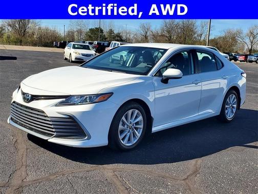 2022 Toyota Camry LE