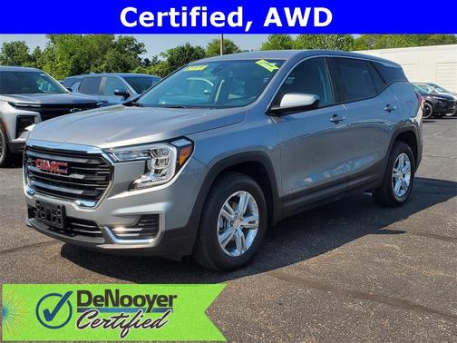 2024 GMC Terrain SLE