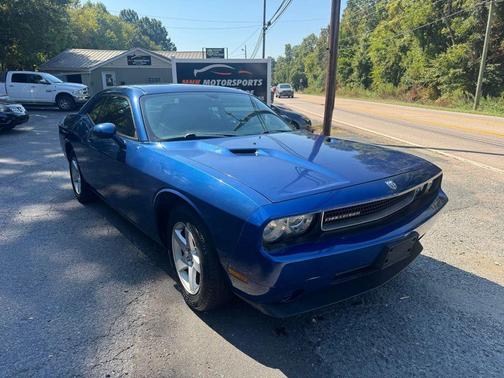 2010 Dodge Challenger SE