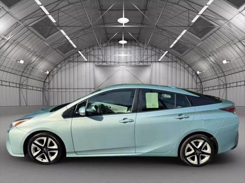 2016 Toyota Prius Four Touring