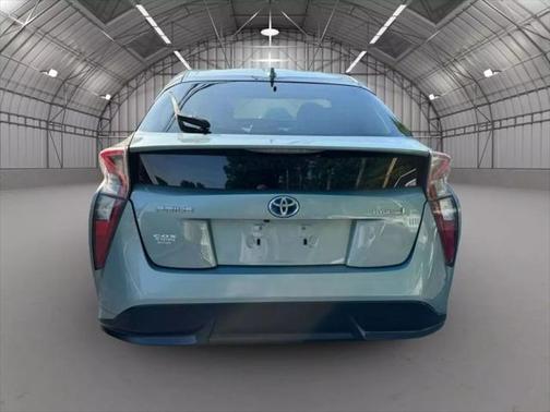 2016 Toyota Prius Four Touring