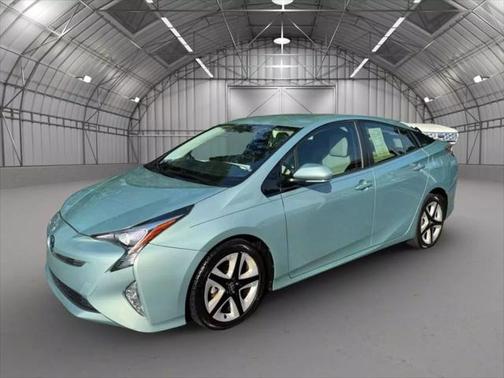 2016 Toyota Prius Four Touring