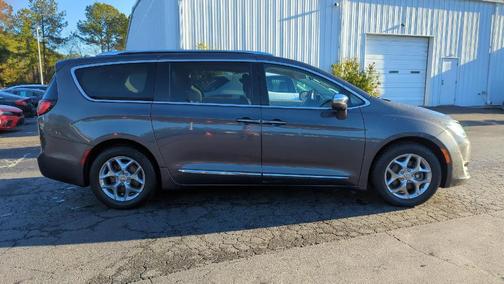 2019 Chrysler Pacifica Limited