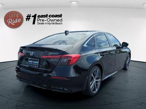 White 2023 Honda Civic Touring