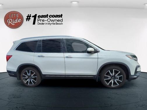 2022 Honda Pilot Touring 8-Passenger