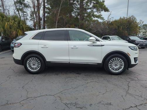 2020 Lincoln Nautilus Standard