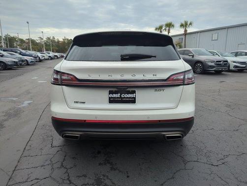 2020 Lincoln Nautilus Standard