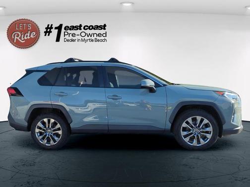 2020 Toyota RAV4 XLE Premium