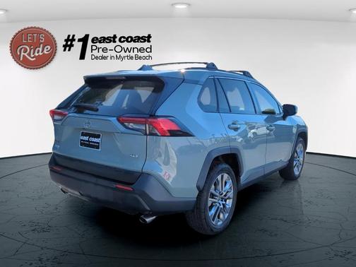 2020 Toyota RAV4 XLE Premium