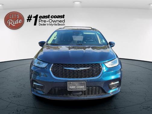 2022 Chrysler Pacifica Hybrid Touring L