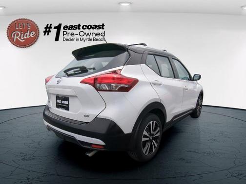 2019 Nissan Kicks SR