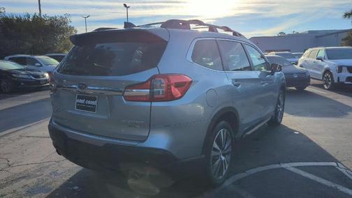 2022 Subaru Ascent Limited 8-Passenger