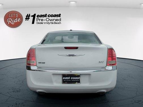 2014 Chrysler 300 Base