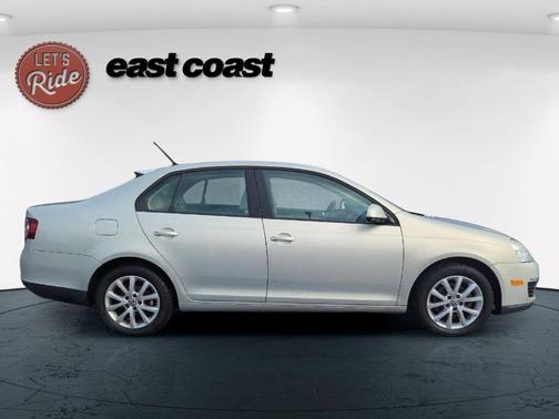 2010 Volkswagen Jetta Limited Edition