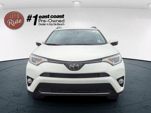Super White 2018 Toyota RAV4 XLE